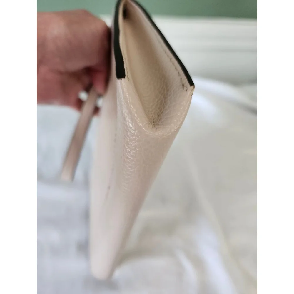Kate Spade Beige Wristlet Clutch One Size